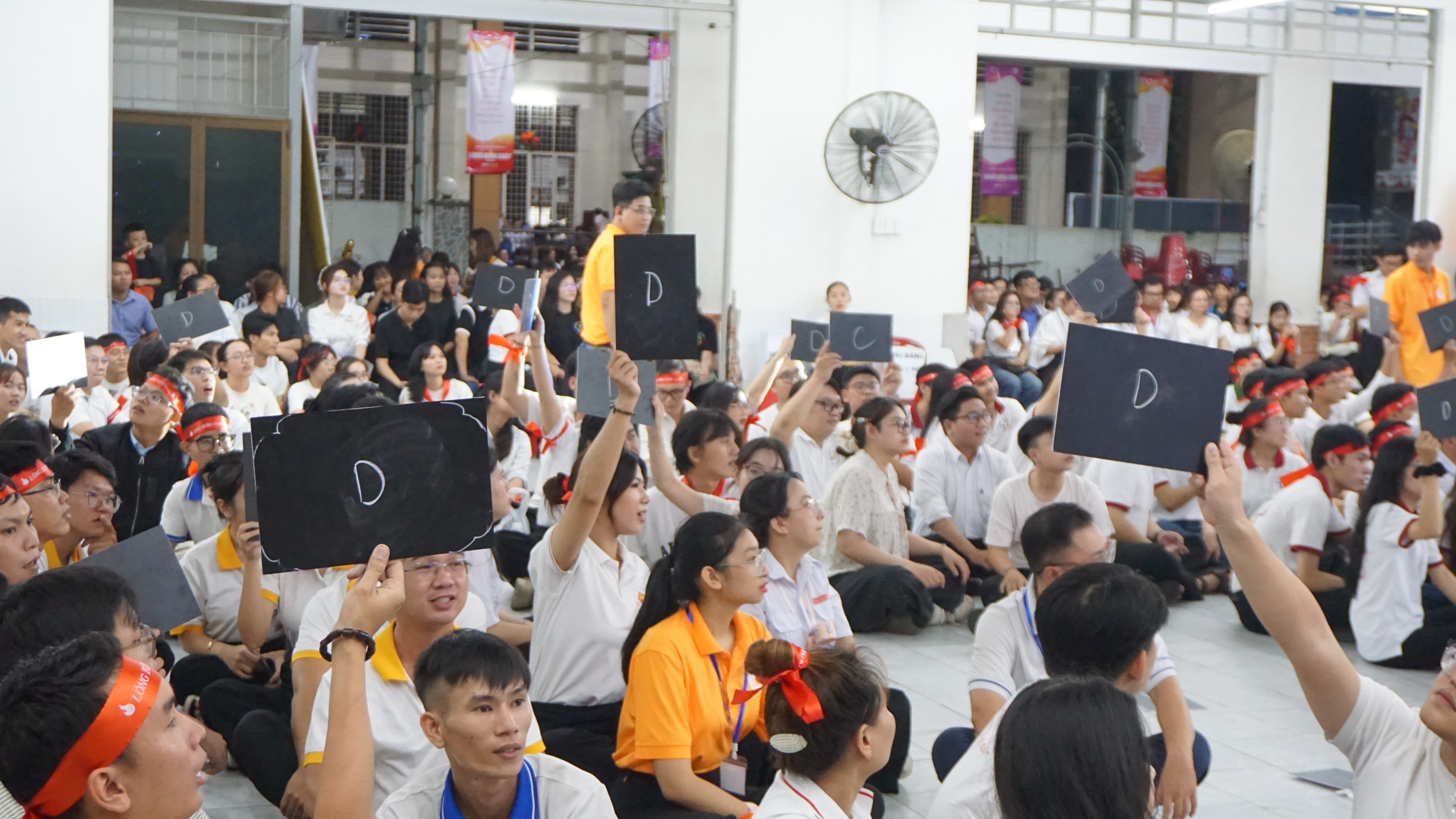 Hào hứng cuộc thi đố vui Kinh Thánh